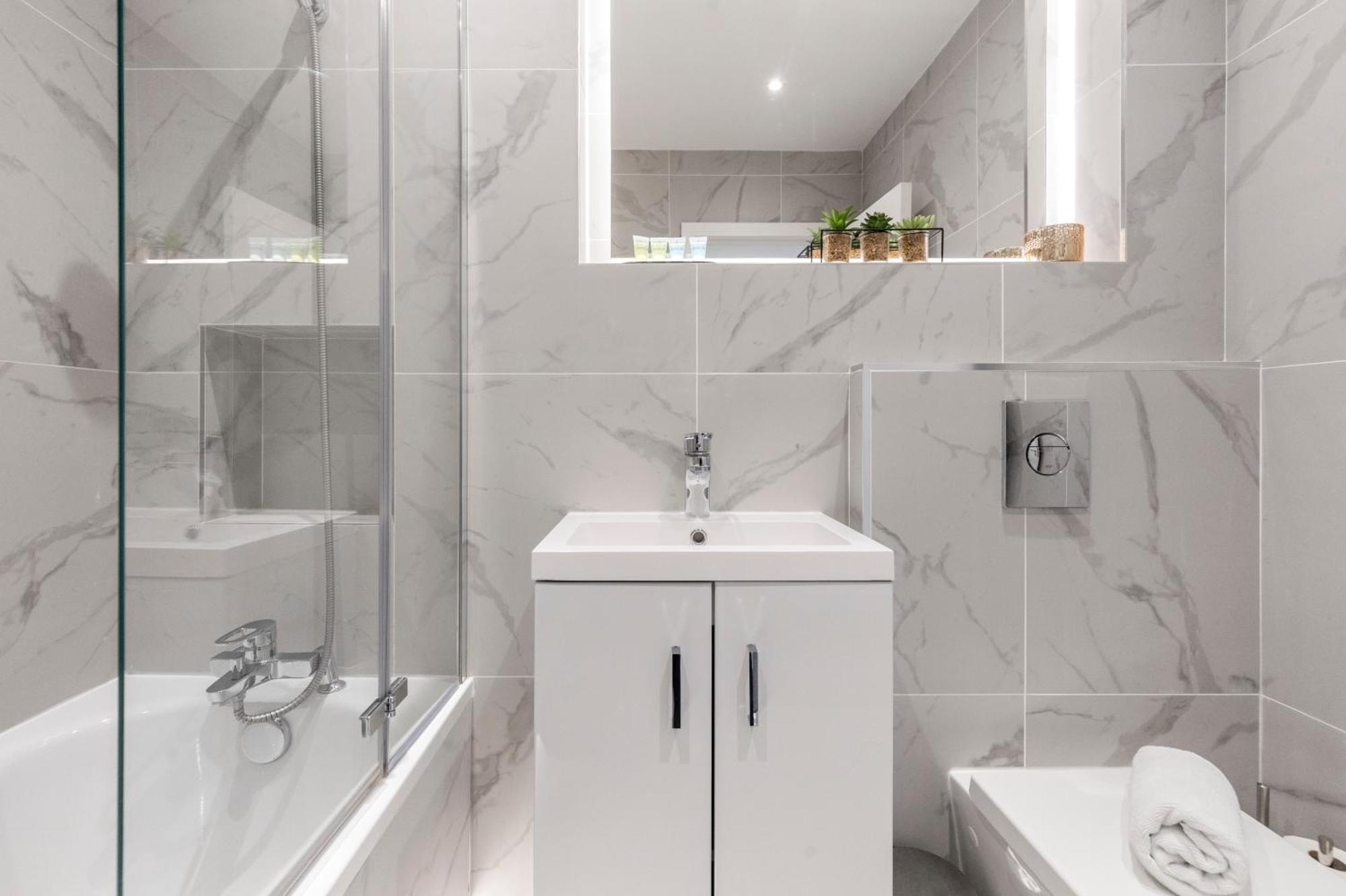 Luxurious 2 Bedroom - Apartment - Central Location London Eksteriør bilde
